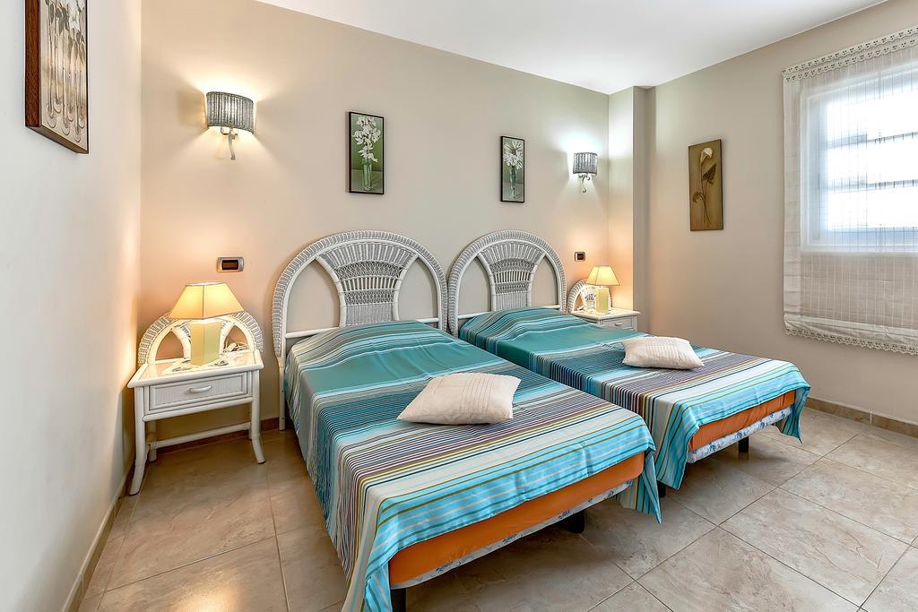 Apartment Sunset Harbour Адехе Екстер'єр фото