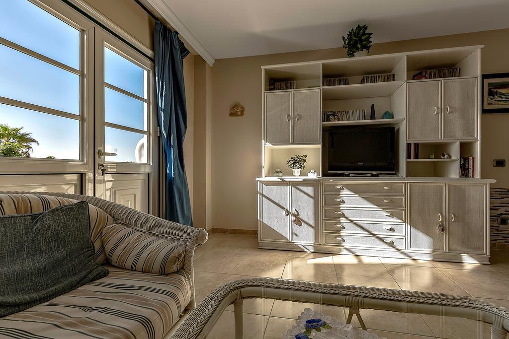 Apartment Sunset Harbour Адехе Екстер'єр фото